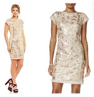 Vince Camuto Gold geometric Sequin Jewel Neck Shift Dress champagne/blush sz 16